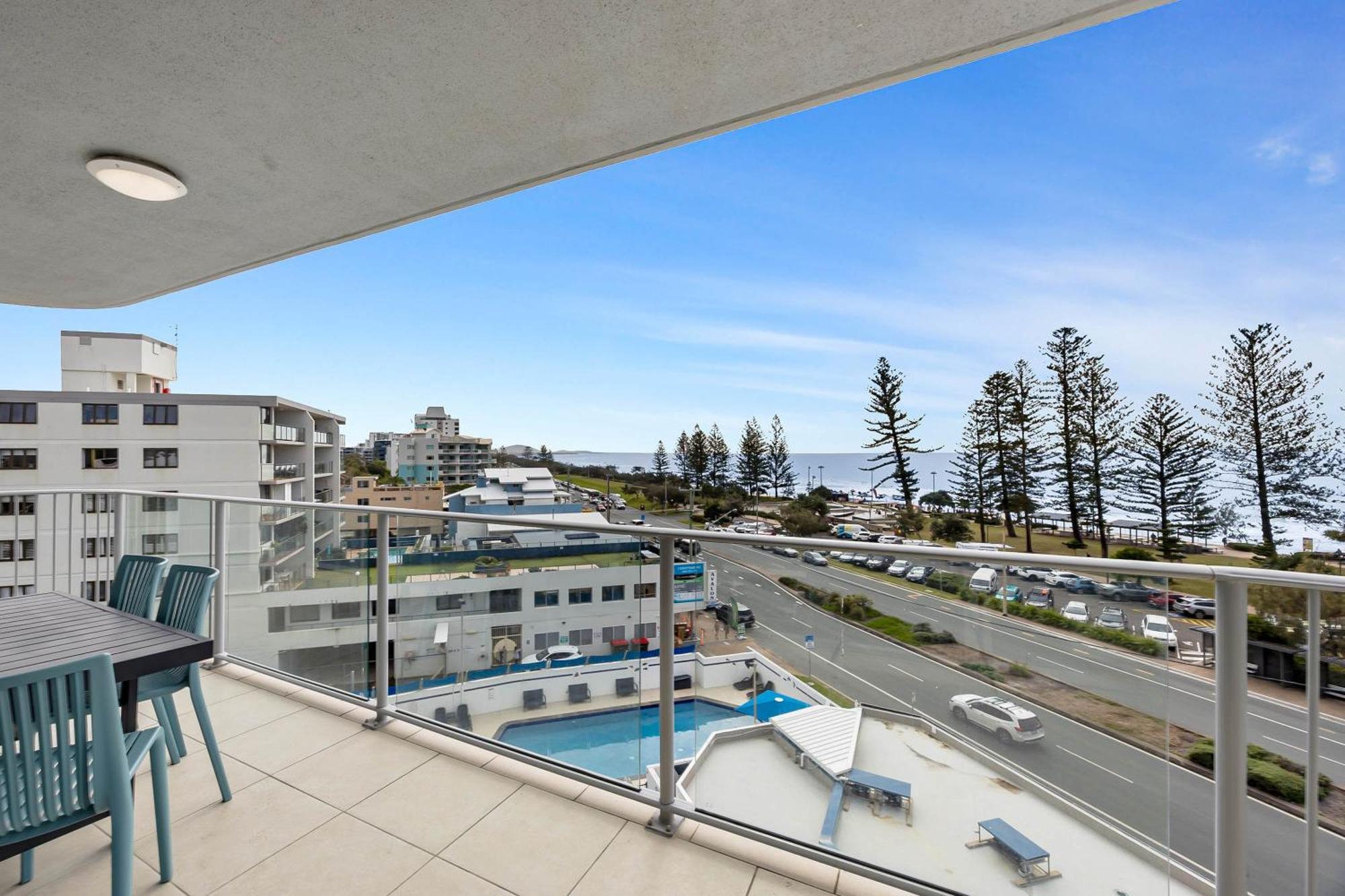 Mandolin Beachfront Resort Alexandra Headland Dış mekan fotoğraf